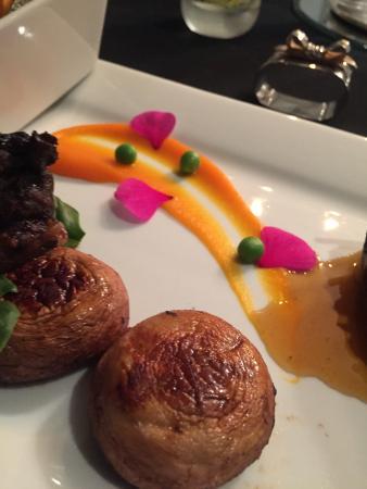 Cloud 9 Restaurant & Bar